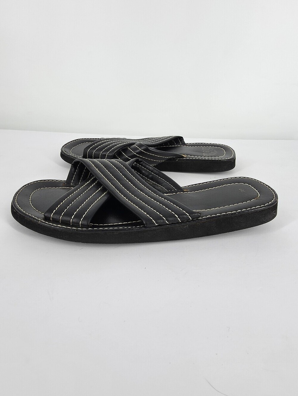 Vintage Black Criss Cross Slide Sandals Size 9 Contrast Stitch Grandmacore